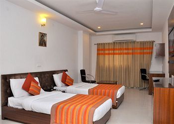 Dwarka Palace Samalkha Exterior photo